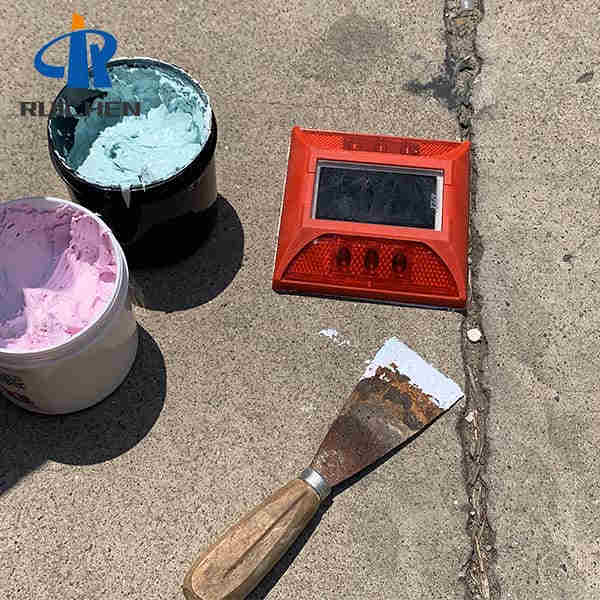 Embedded Road Solar Stud Light For Park With Shank